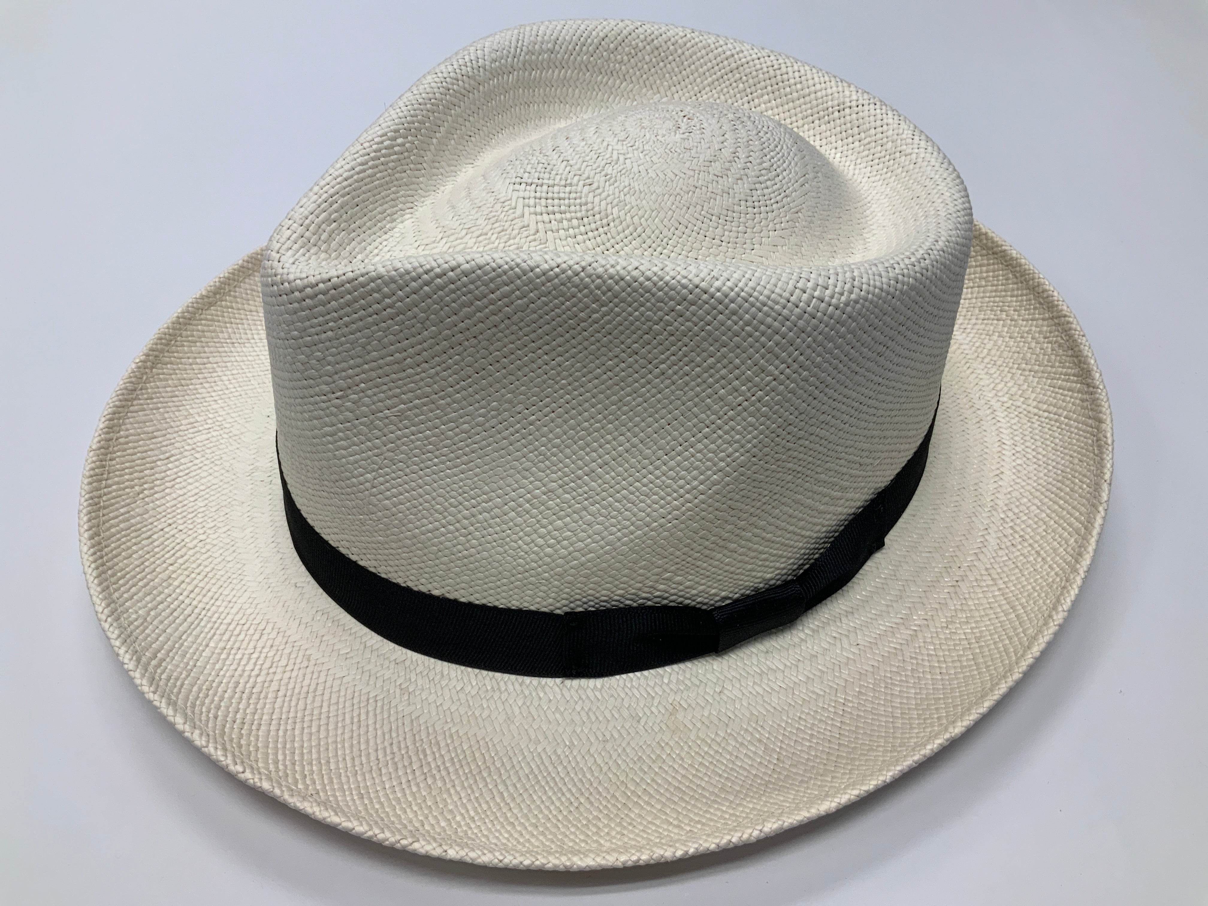 Stetson Retro Hat has a cotton Sweatband, soft finish, and Genuine Panama straw hat.  Brim: 2 1/2  Crown: 4 1/2  Made in Mexico at lil johns big and tall